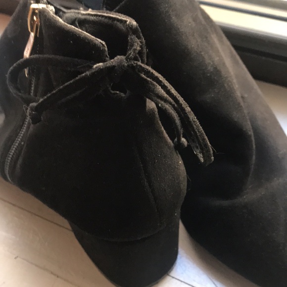 Black Boot - Picture 3 of 6